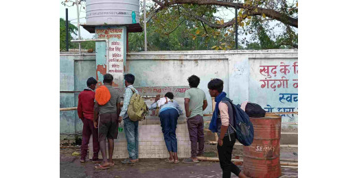 भीषण गर्मी में इमलीचट्टी बस स्टैंड पर जल संकट, प्यास बुझाने के लिए लोग परेशान